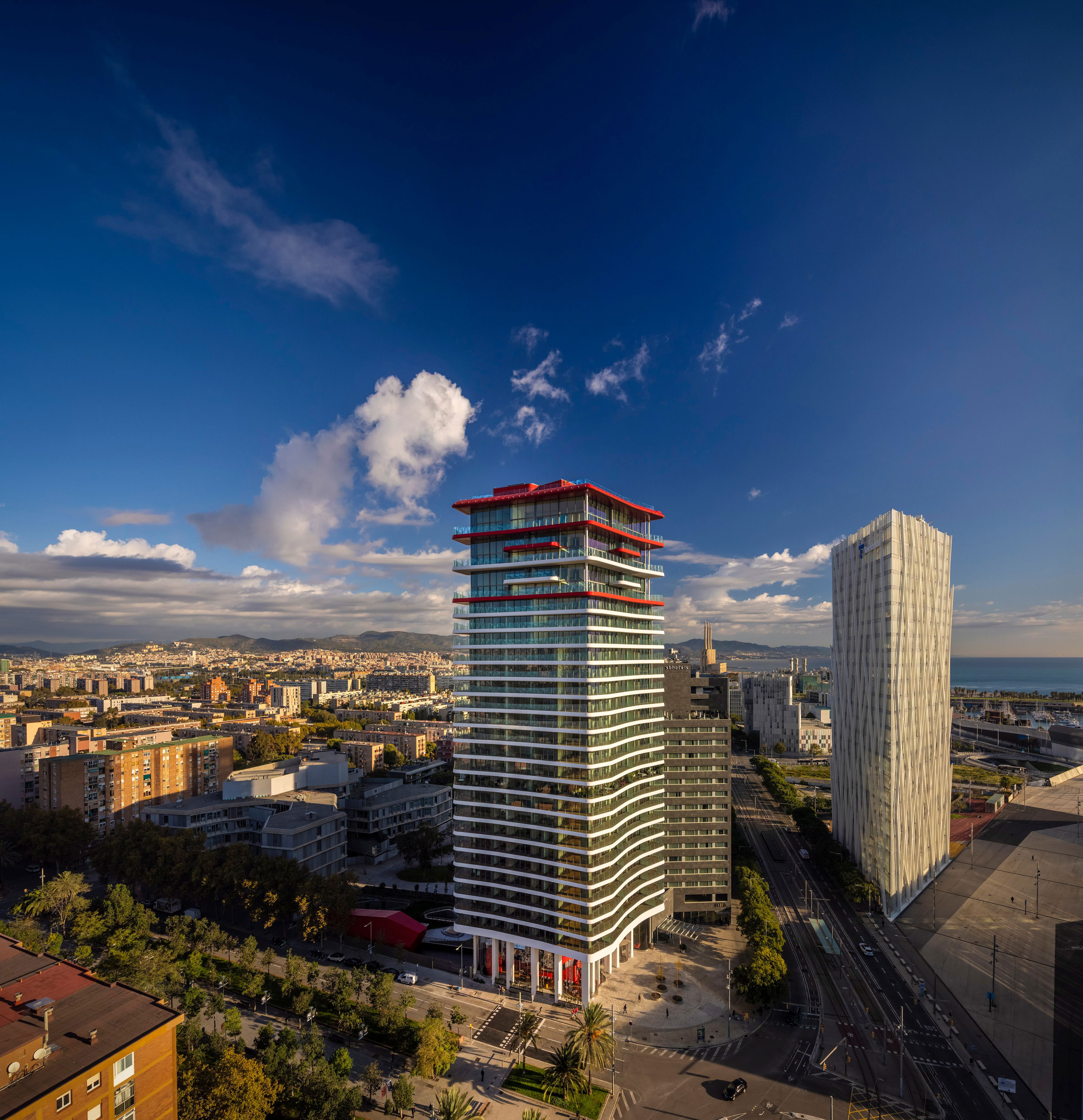 antares-barcelona-building-exterior-01