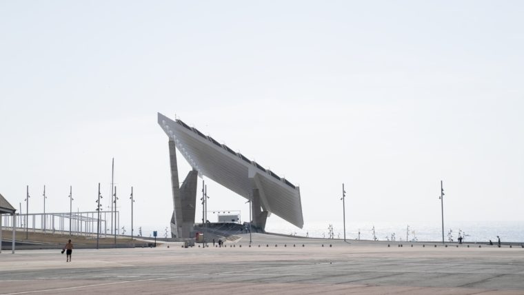 The striking architecture of Diagonal Mar
