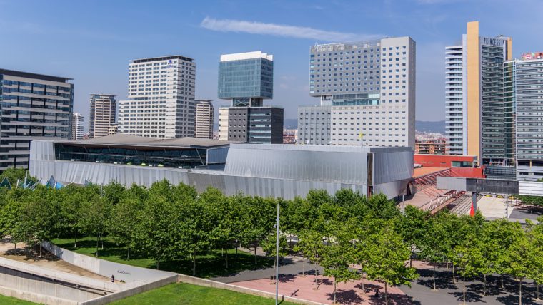 The striking architecture of Diagonal Mar