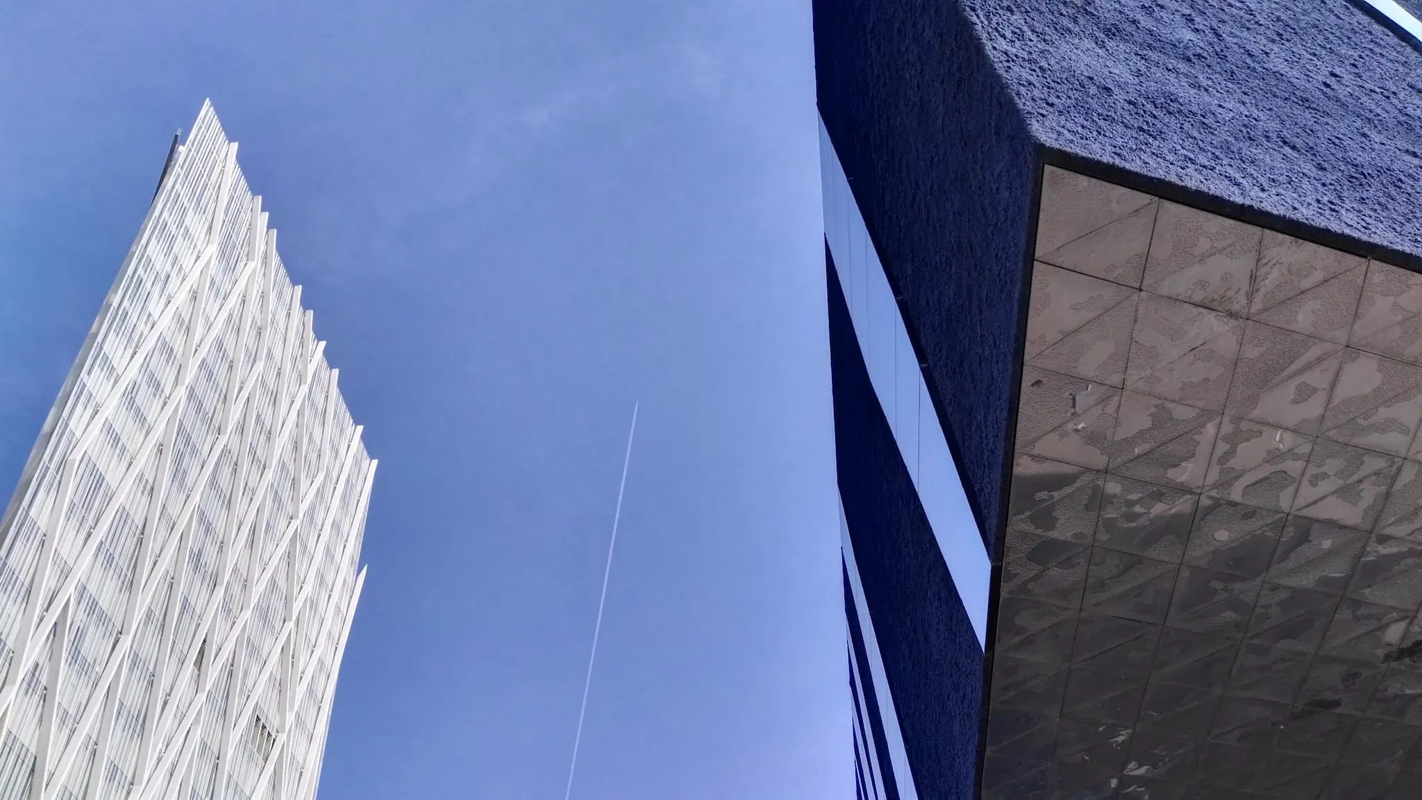 The striking architecture of Diagonal Mar